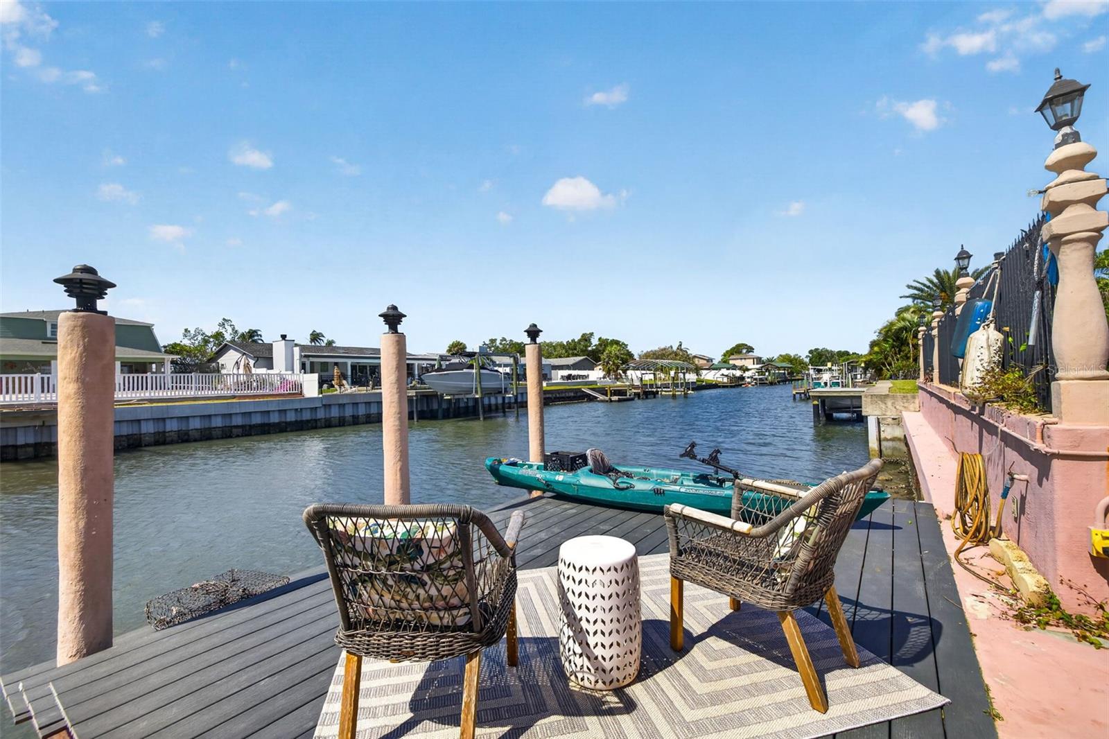8450 FLAGSTONE DR — photo 41