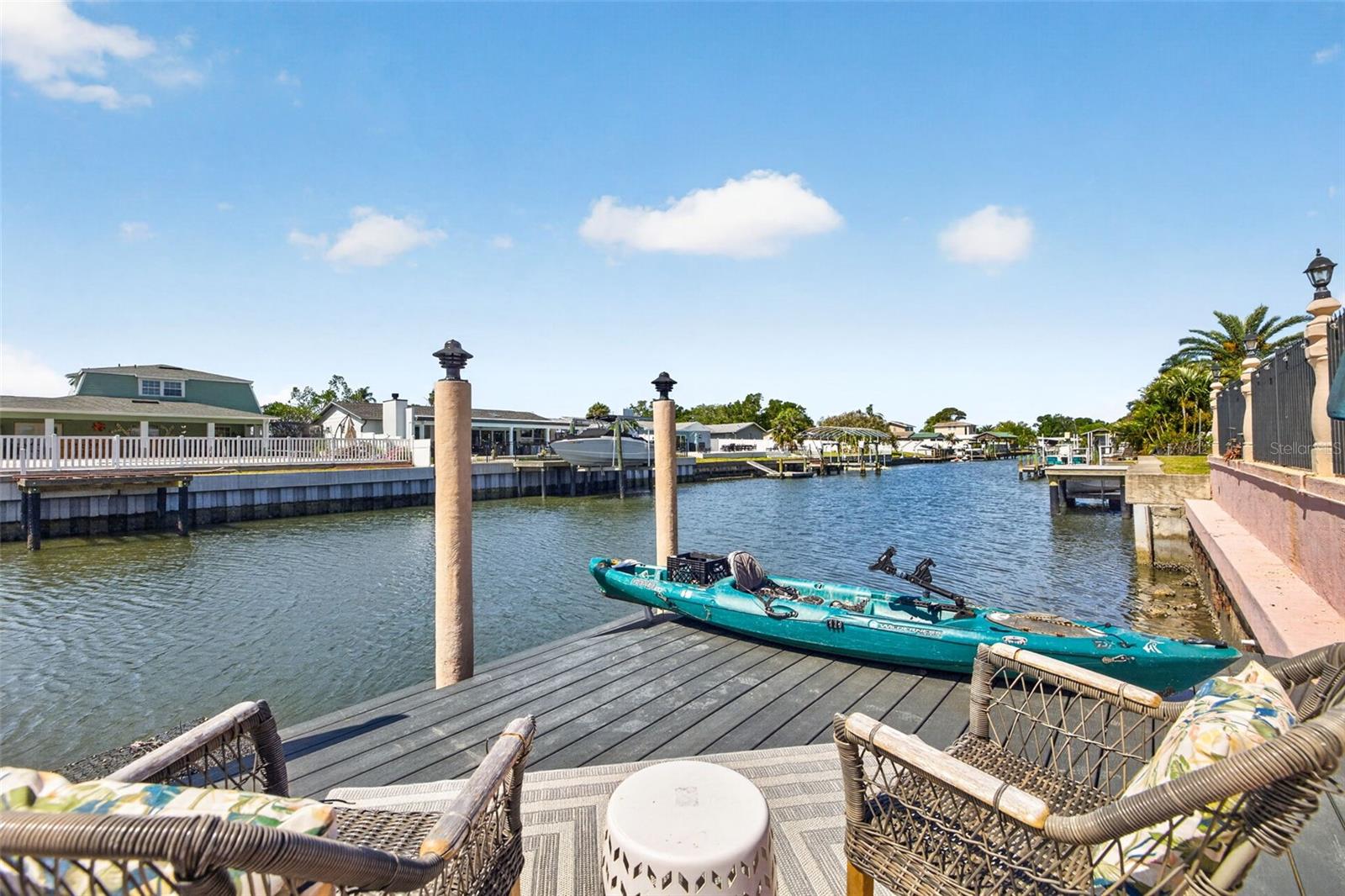 8450 FLAGSTONE DR — photo 40