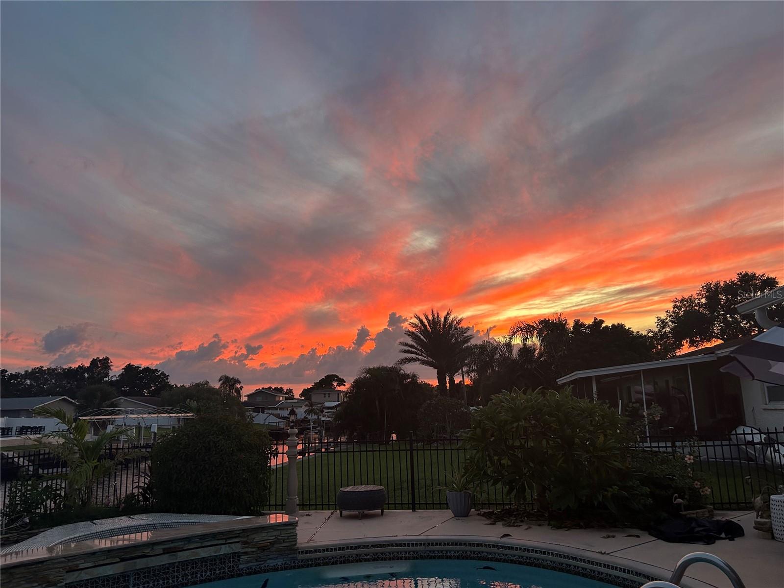 8450 FLAGSTONE DR — photo 46