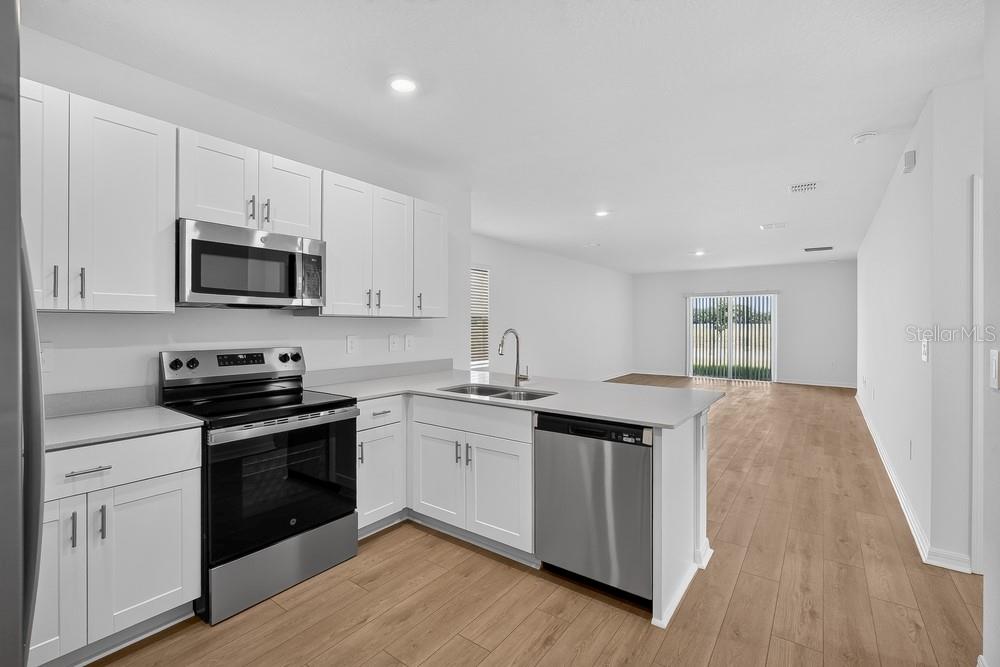 13747 SQUALL LN — photo 7