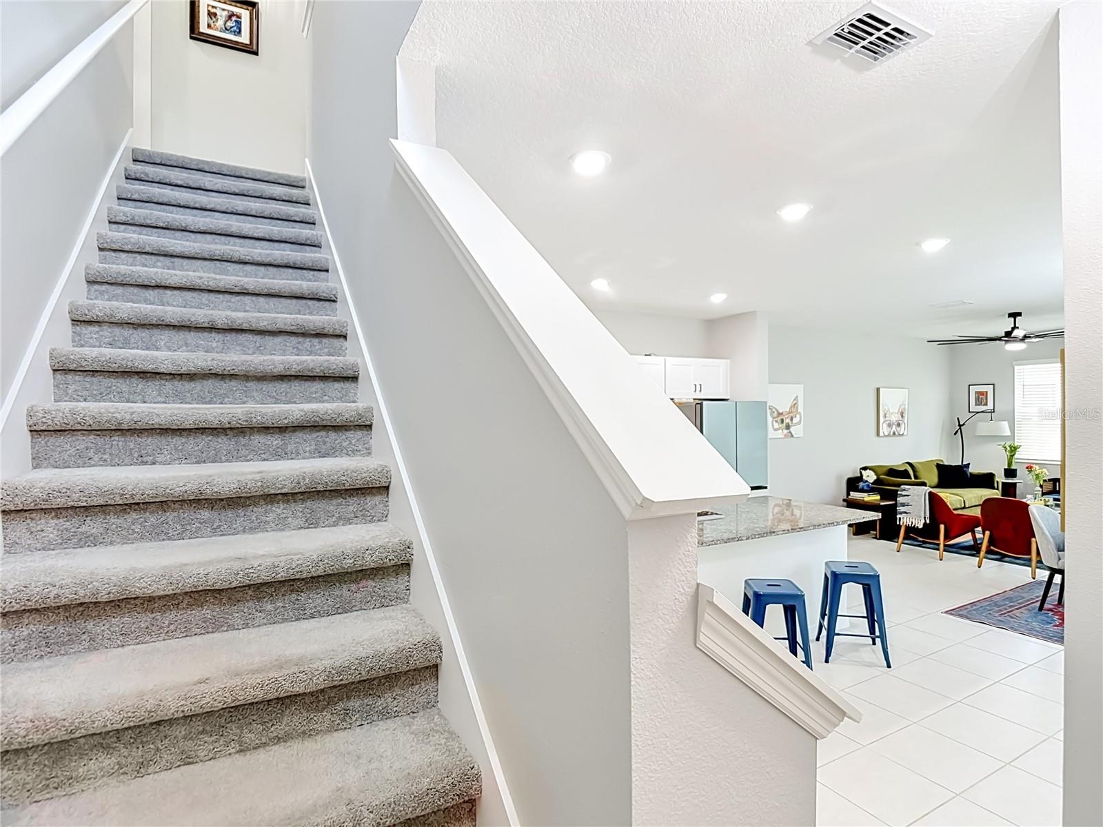10801 FORT WHITE CT — photo 34