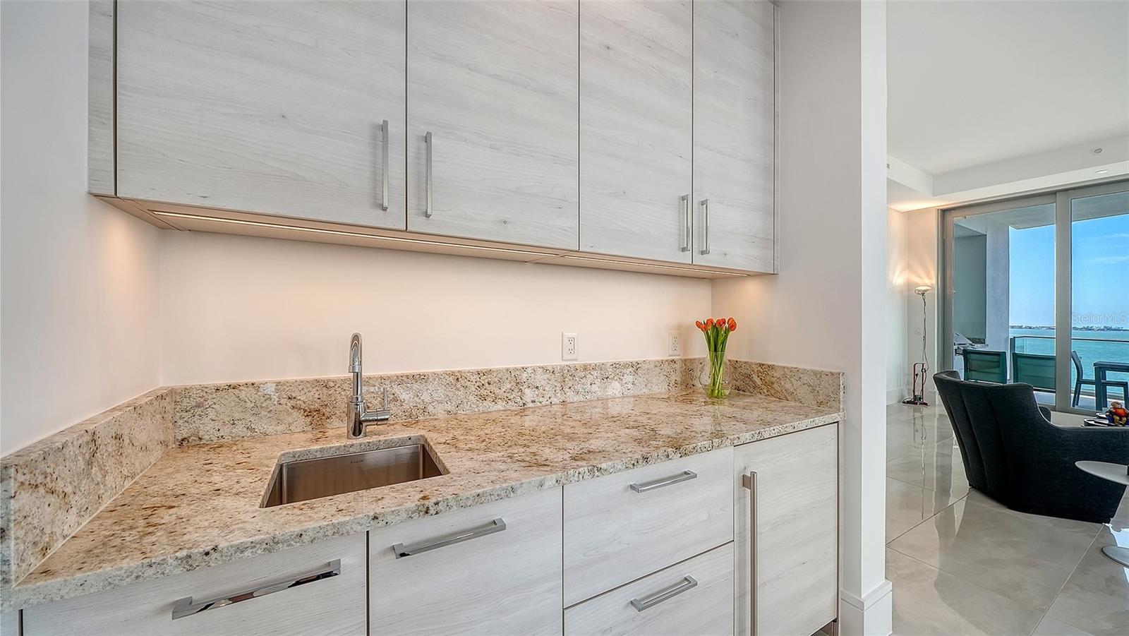 401 QUAY COMMONS #505 — photo 19