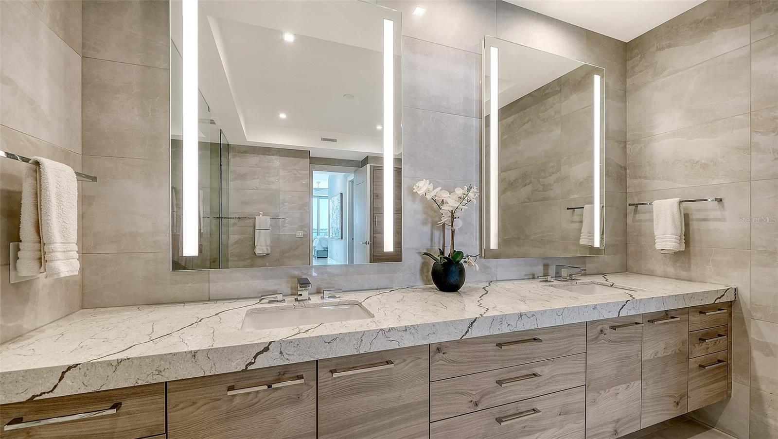 401 QUAY COMMONS #505 — photo 34
