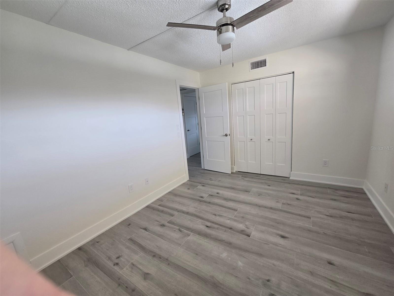 1300 N PORTOFINO DR #406 — photo 33