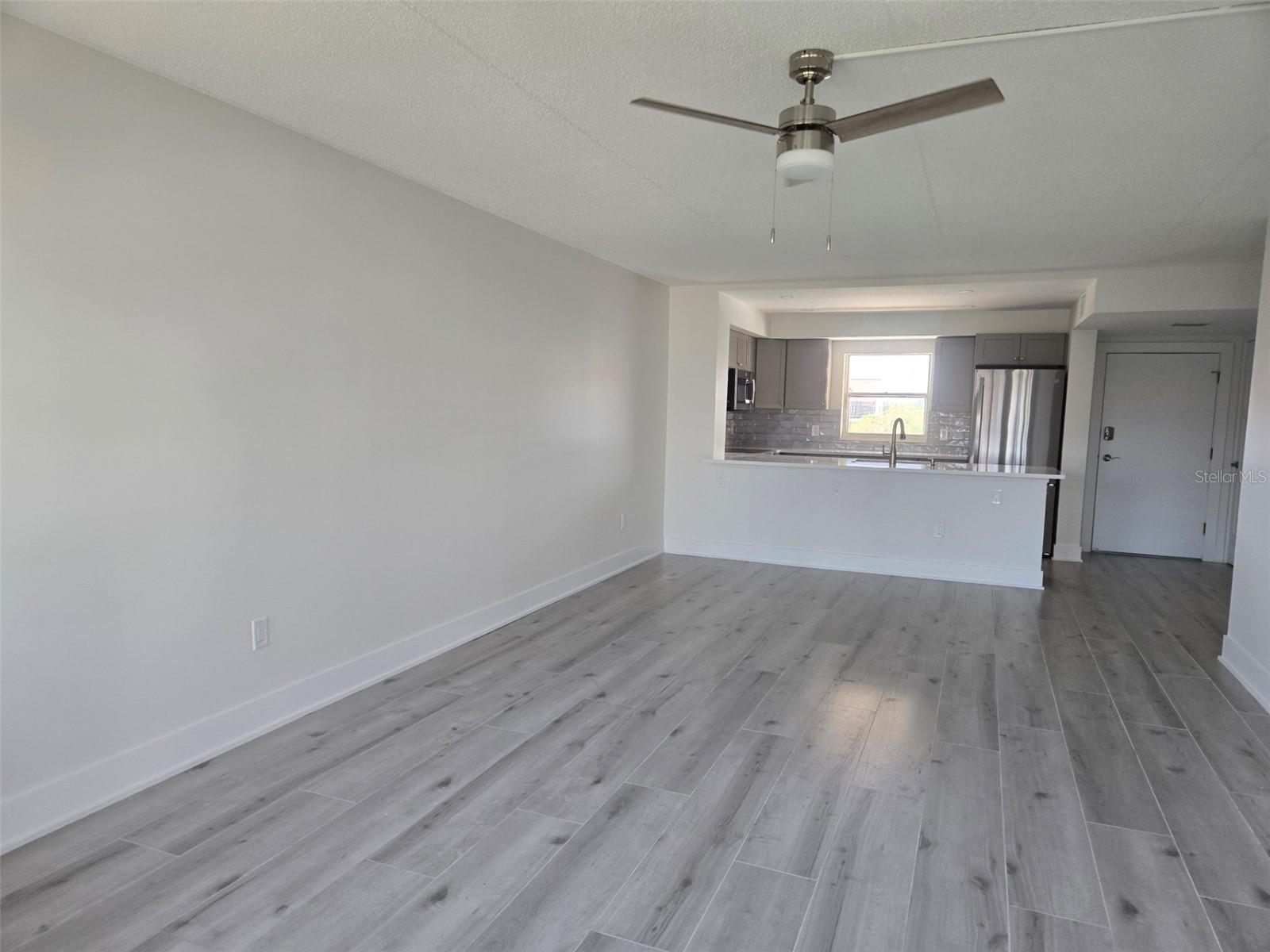 1300 N PORTOFINO DR #406 — photo 23