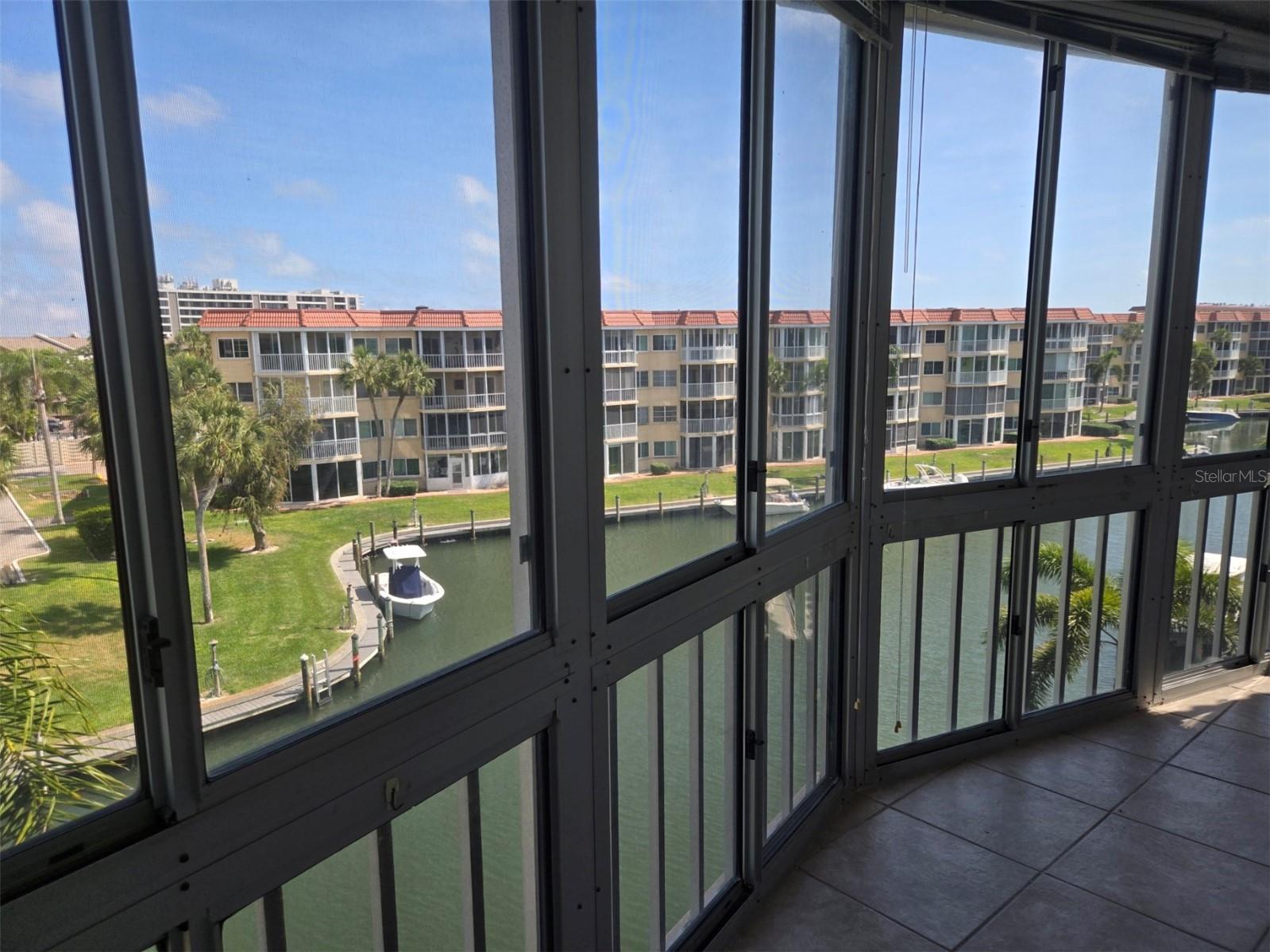 1300 N PORTOFINO DR #406 — photo 27