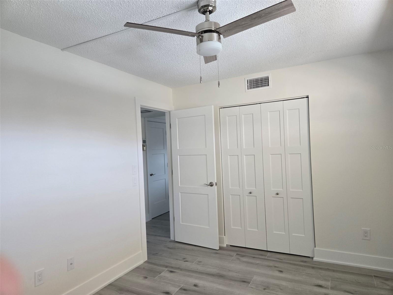 1300 N PORTOFINO DR #406 — photo 36