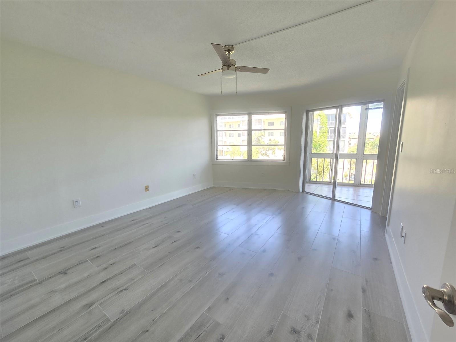 1300 N PORTOFINO DR #406 — photo 41