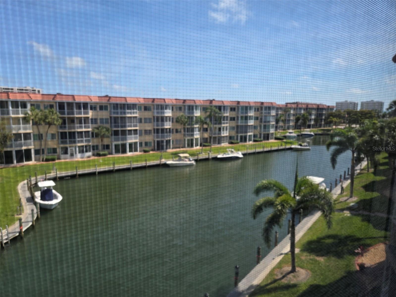 1300 N PORTOFINO DR #406 — photo 32