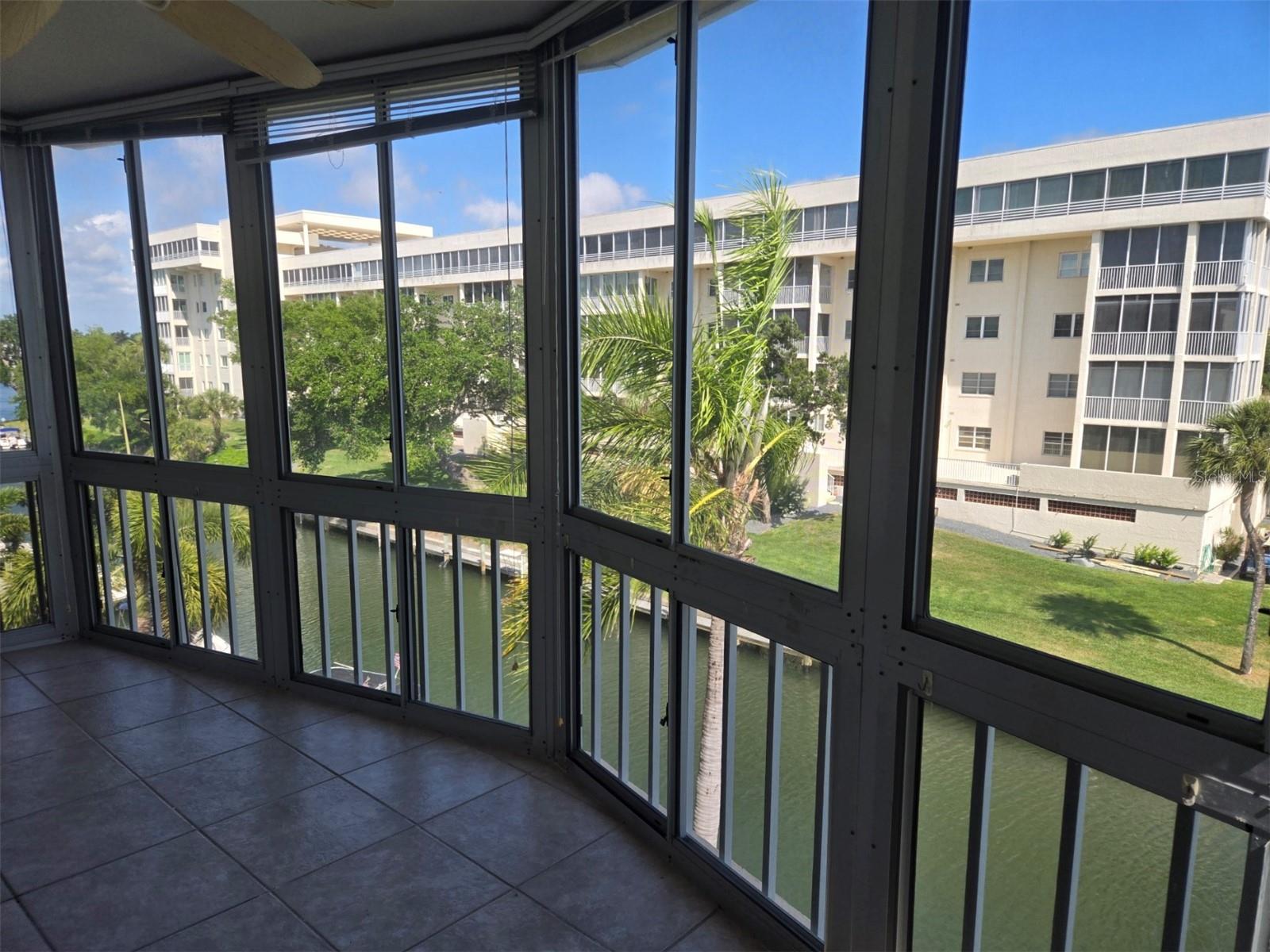 1300 N PORTOFINO DR #406 — photo 26