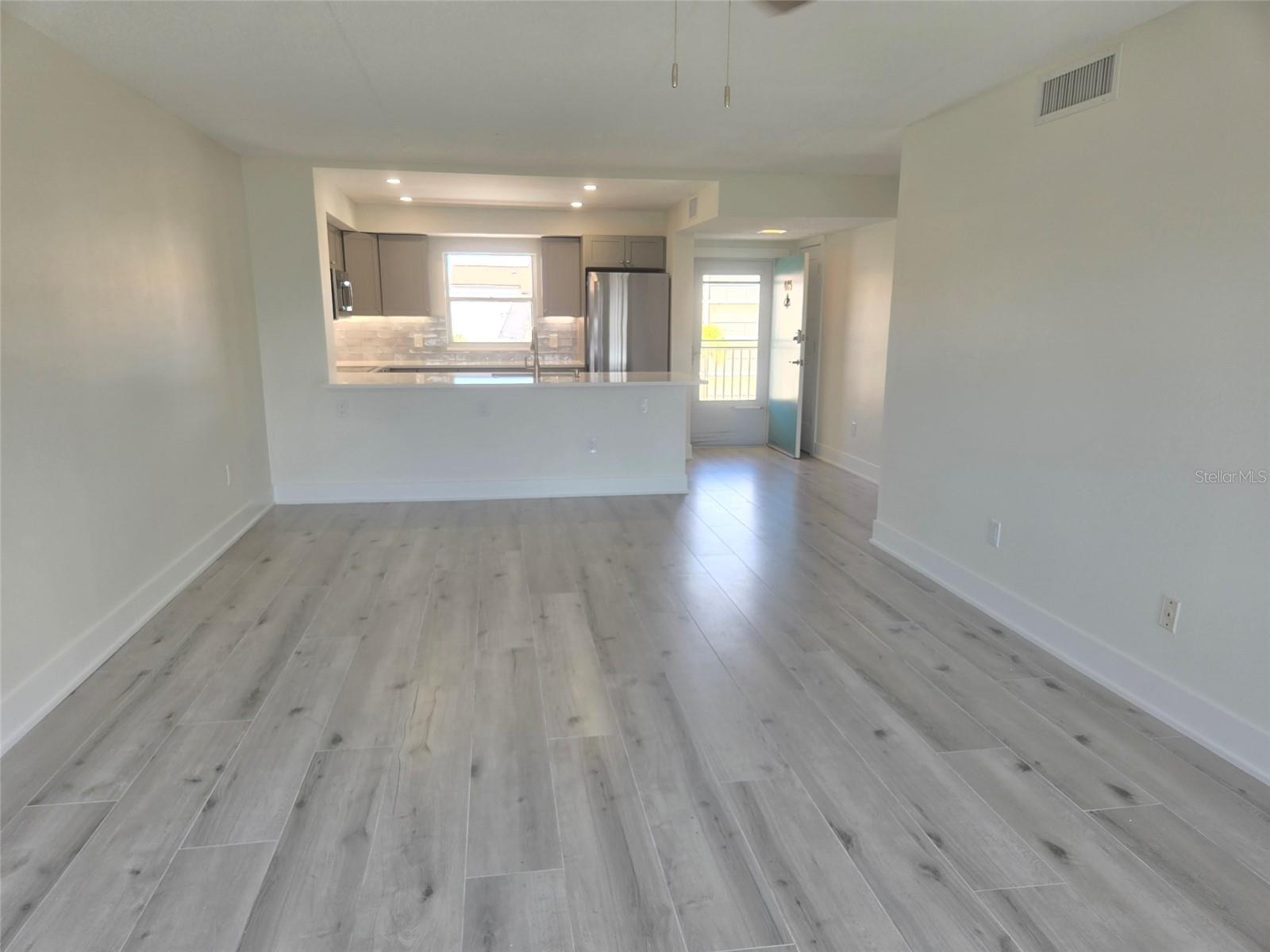 1300 N PORTOFINO DR #406 — photo 15