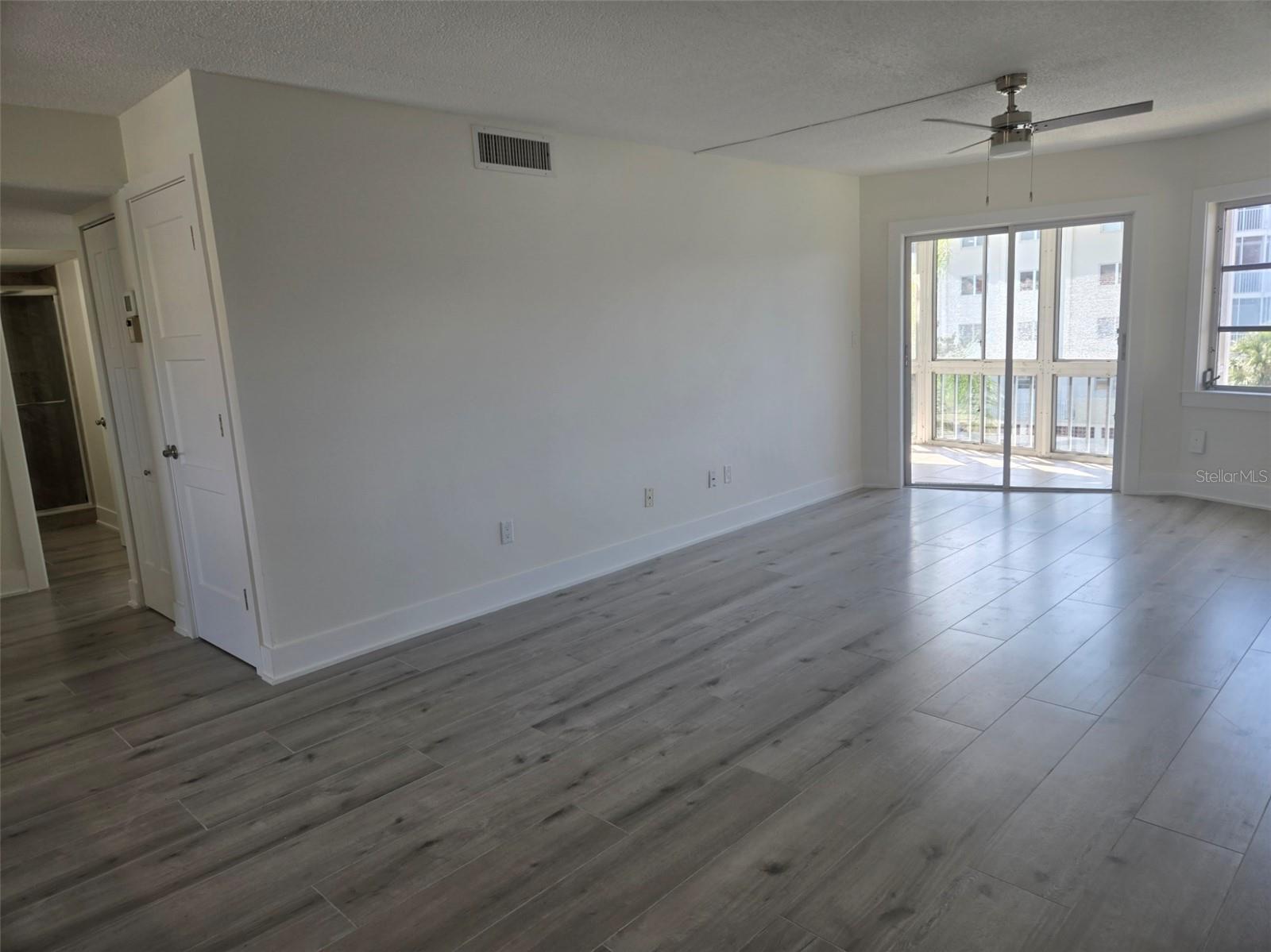 1300 N PORTOFINO DR #406 — photo 17