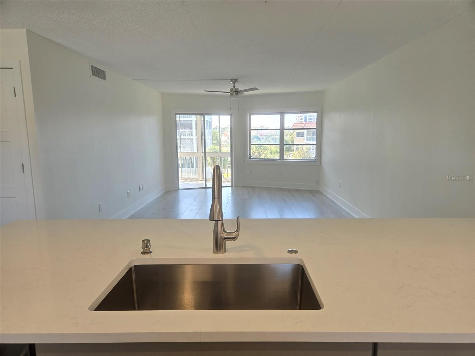 1300 N PORTOFINO DR #406 — photo 11