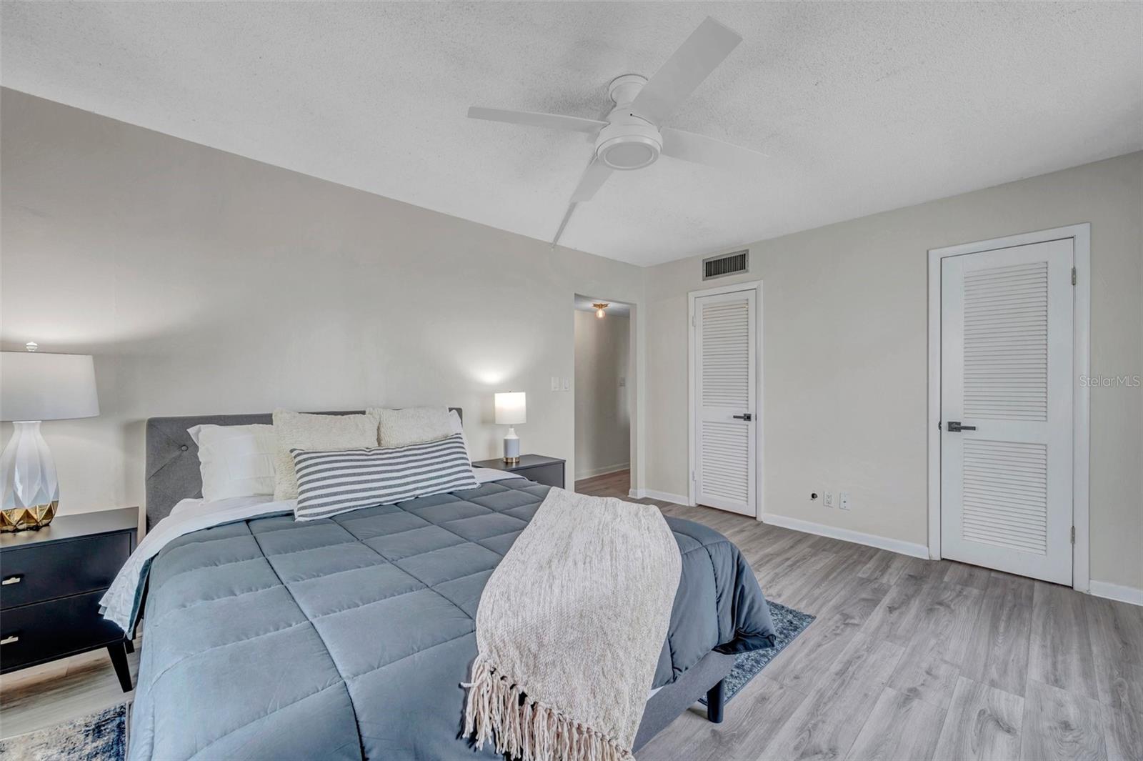 400 64TH AVE #907 W — photo 22