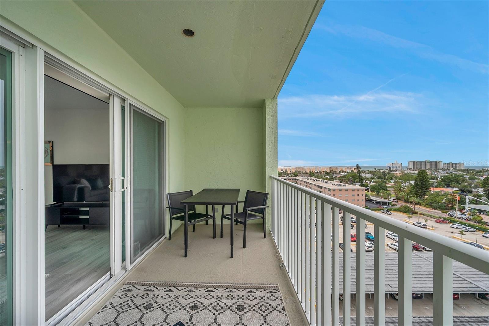 400 64TH AVE #907 W — photo 27