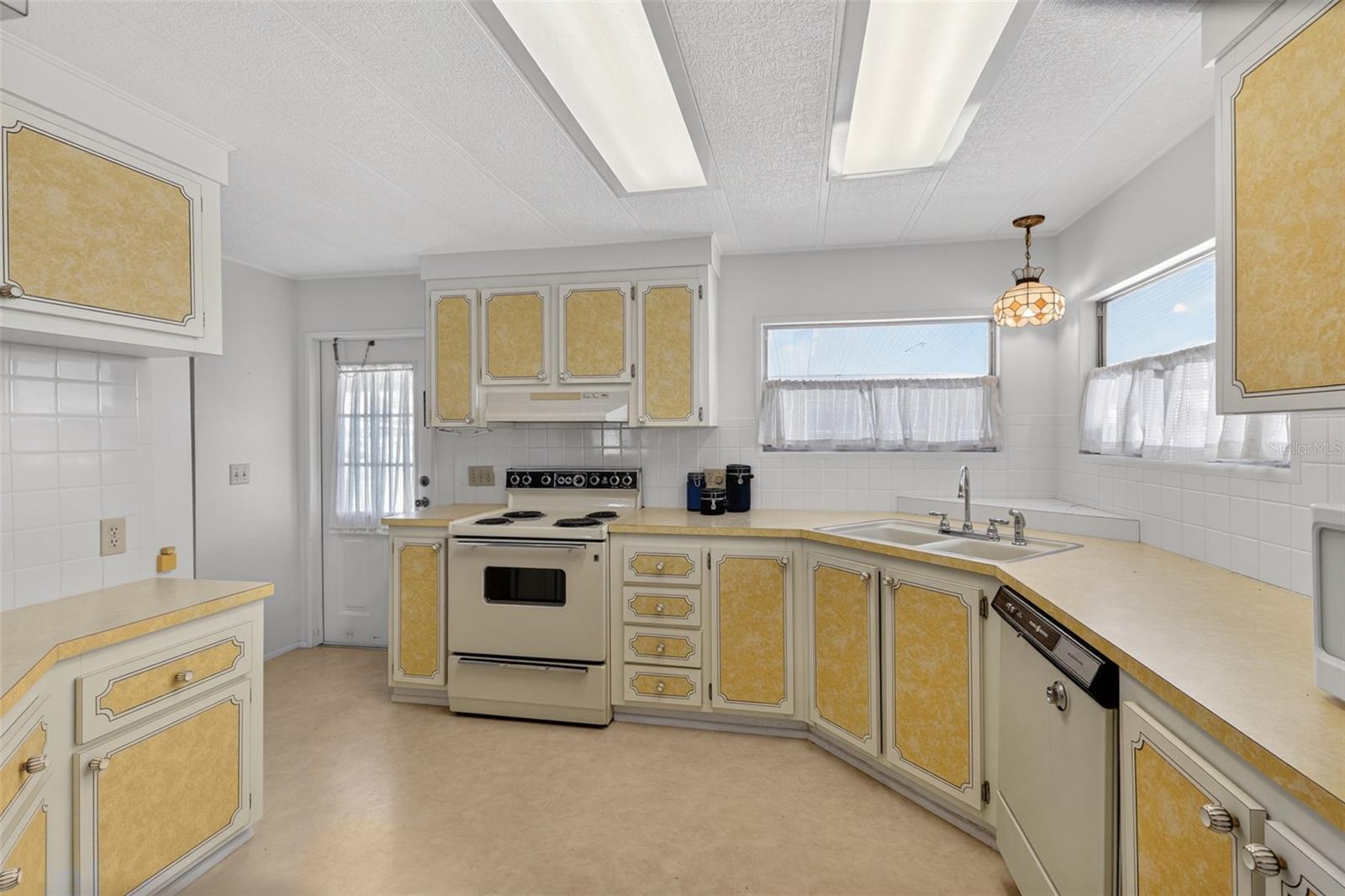 322 ROBALO — photo 4