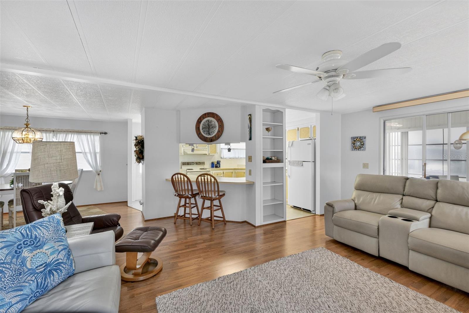 322 ROBALO — photo 6
