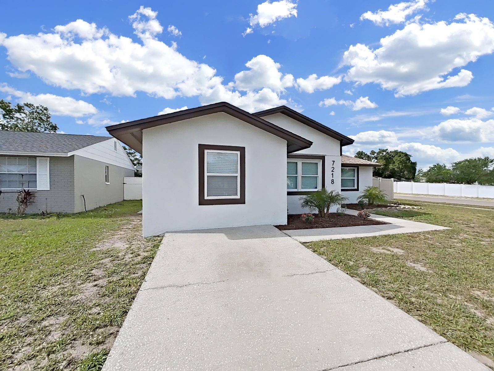 7218 LUNITA CT — photo 2