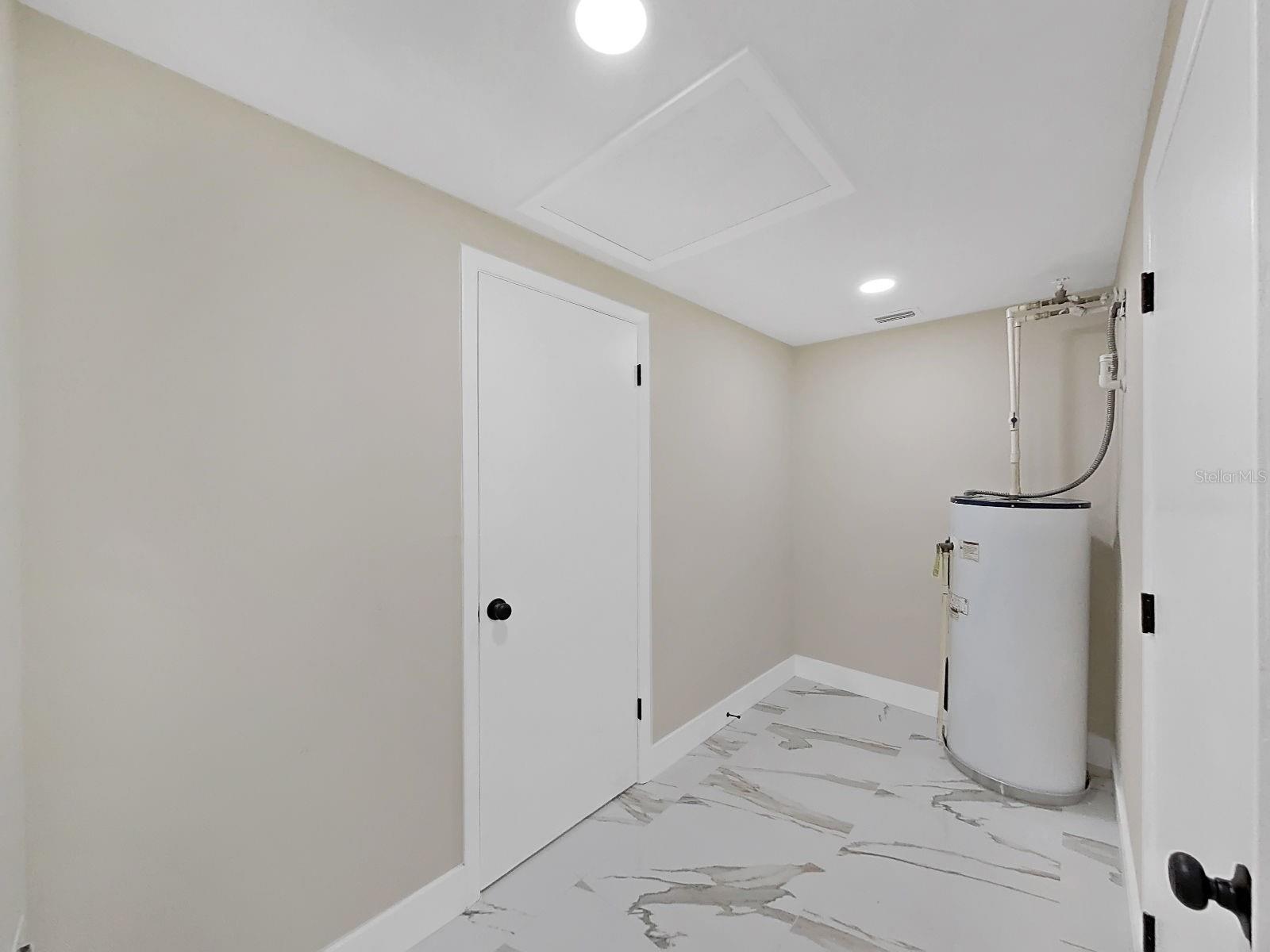 7218 LUNITA CT — photo 40