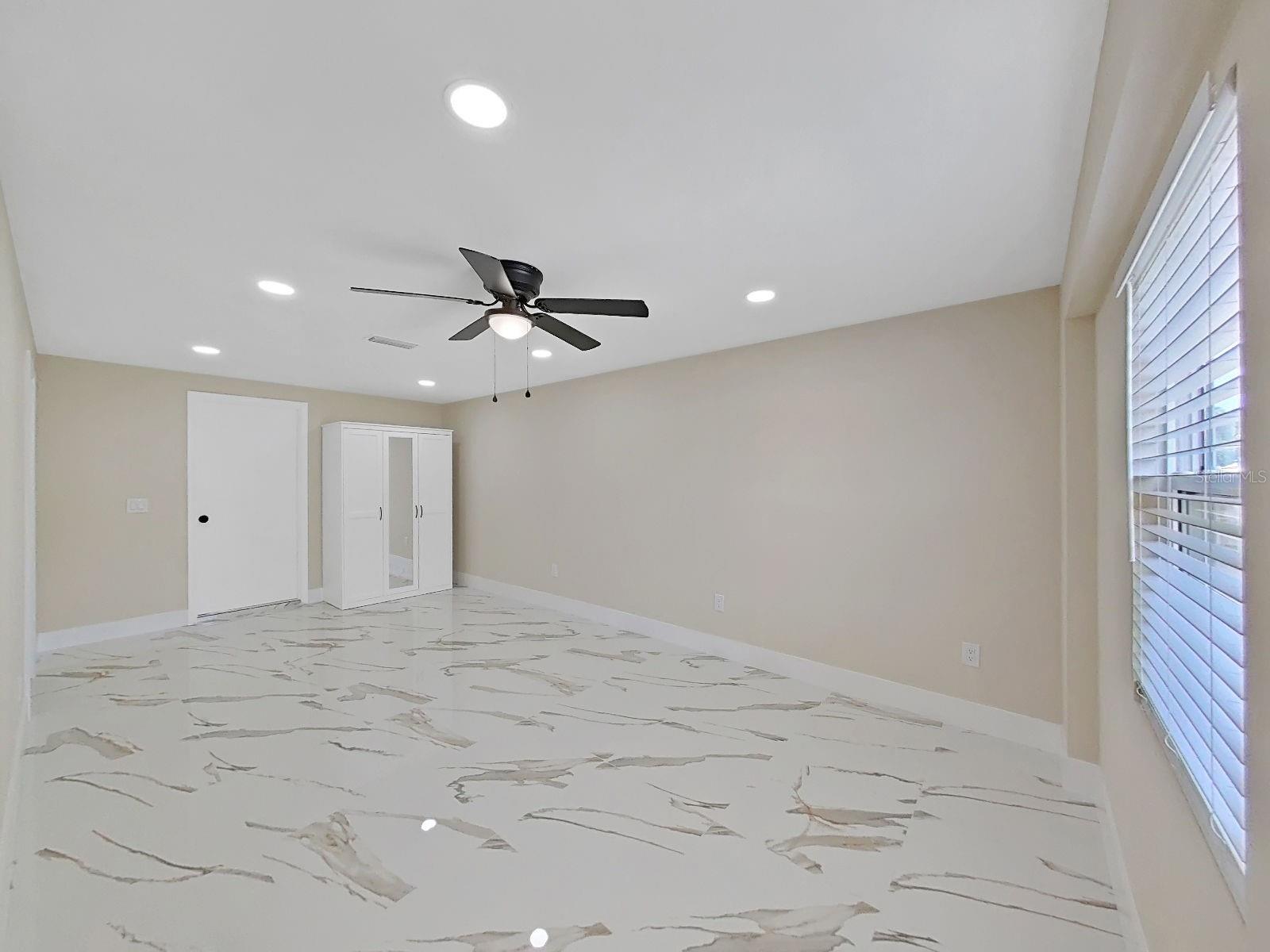 7218 LUNITA CT — photo 44