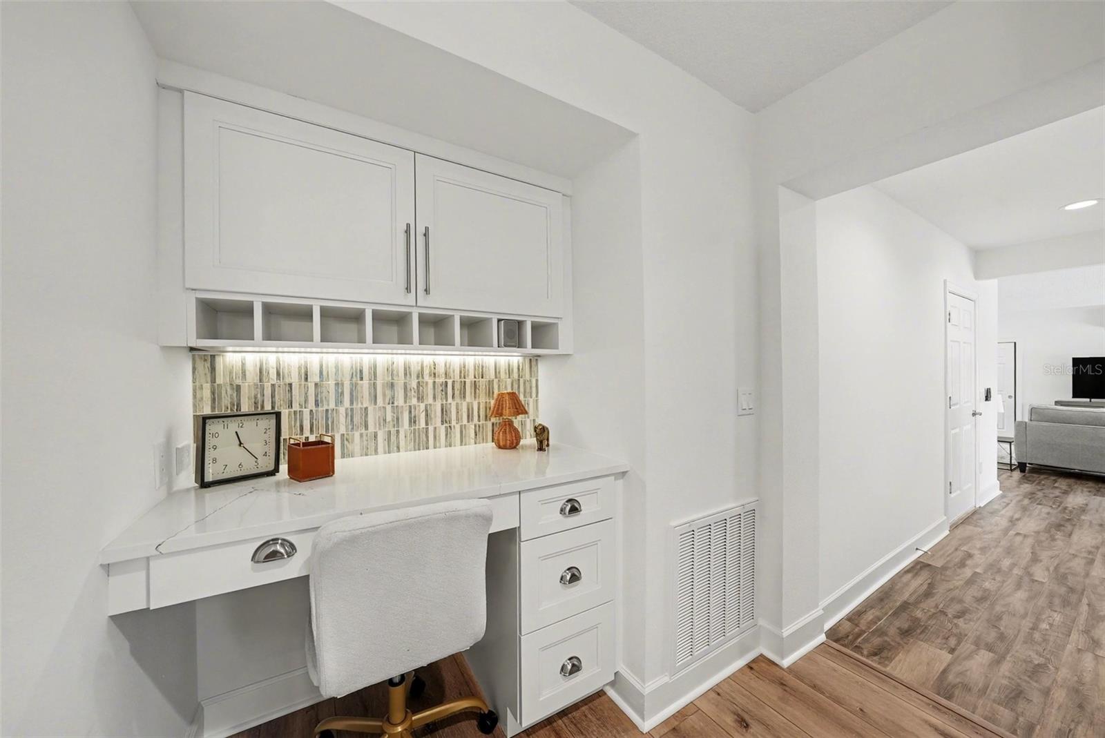 37403 CHURCH AVE — photo 21