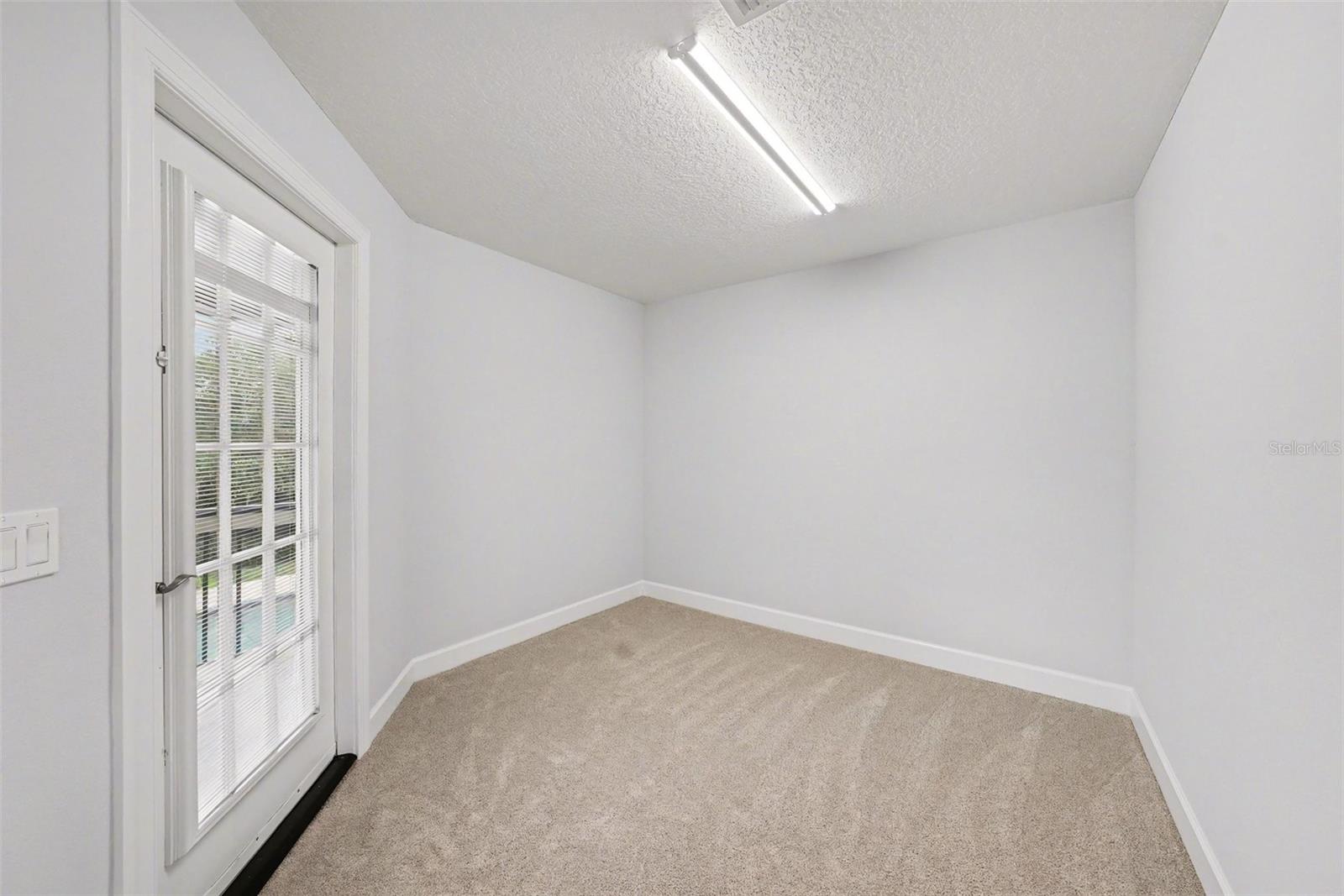 37403 CHURCH AVE — photo 33