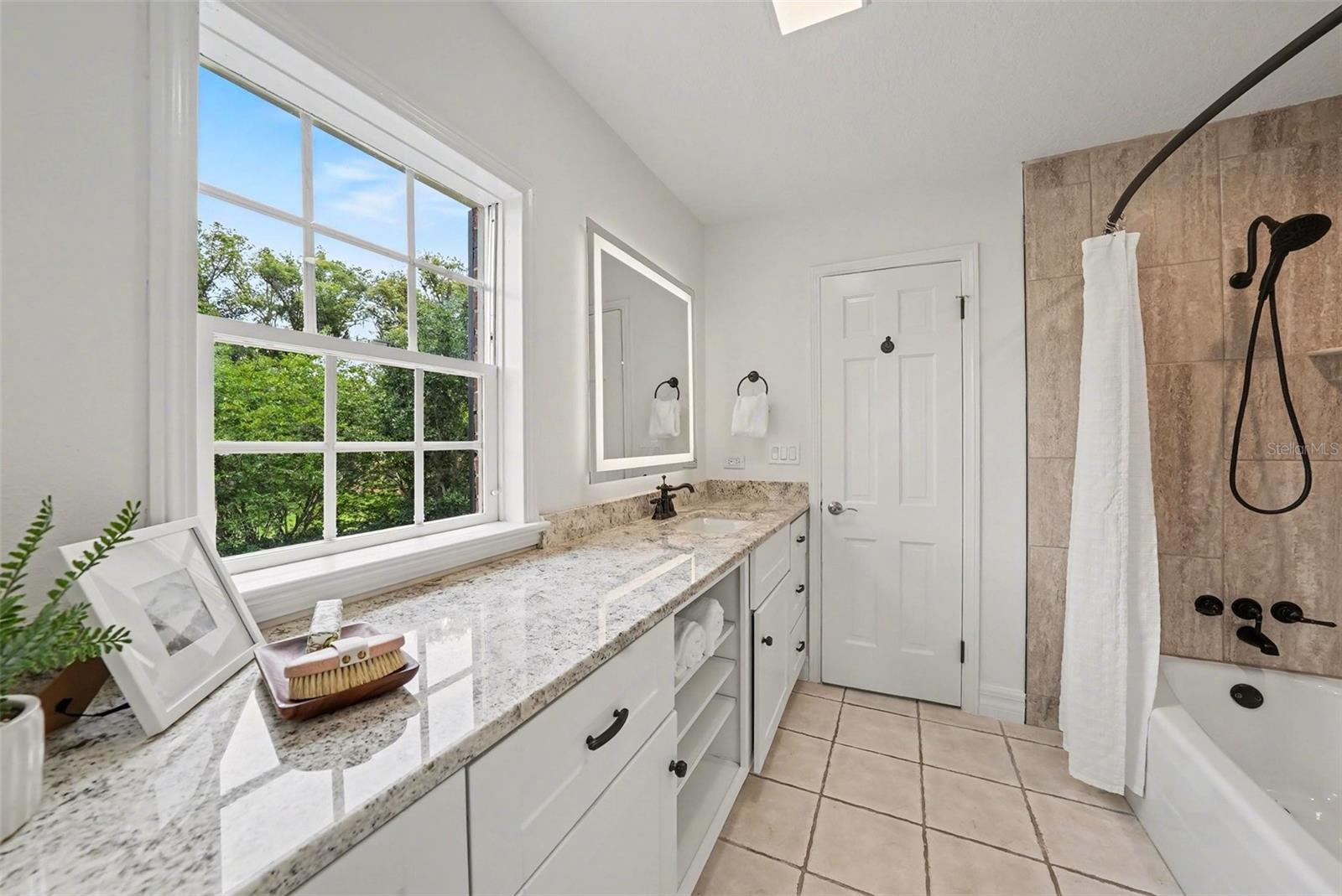 37403 CHURCH AVE — photo 38