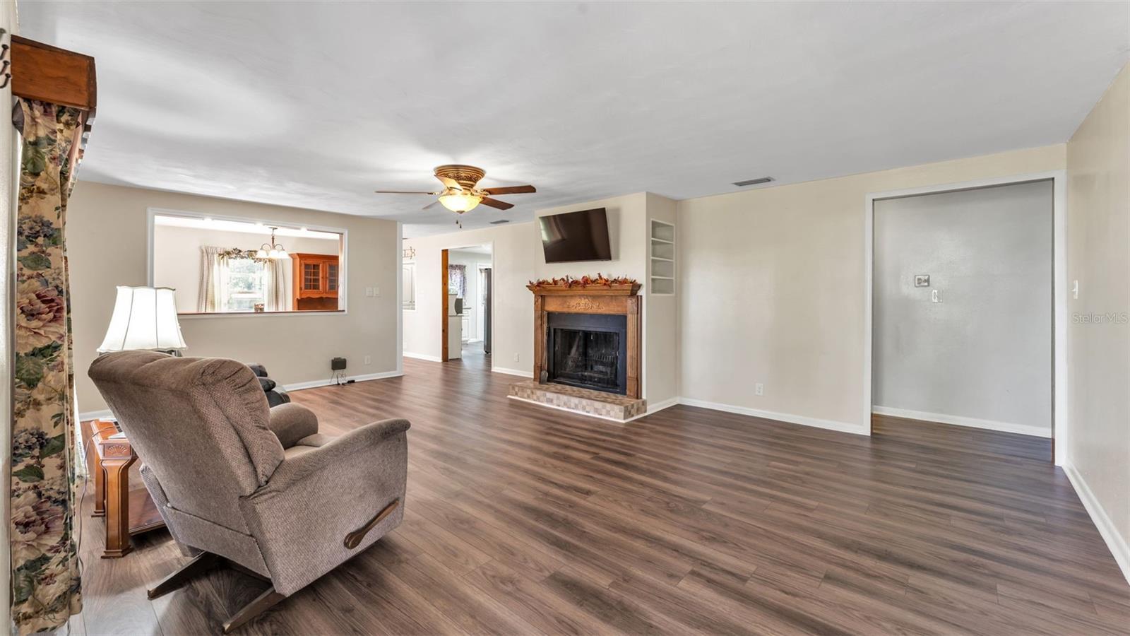 501 SWILLEY RD — photo 4