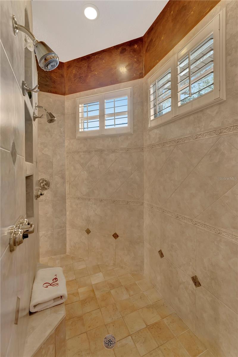 416 81ST ST W — photo 27