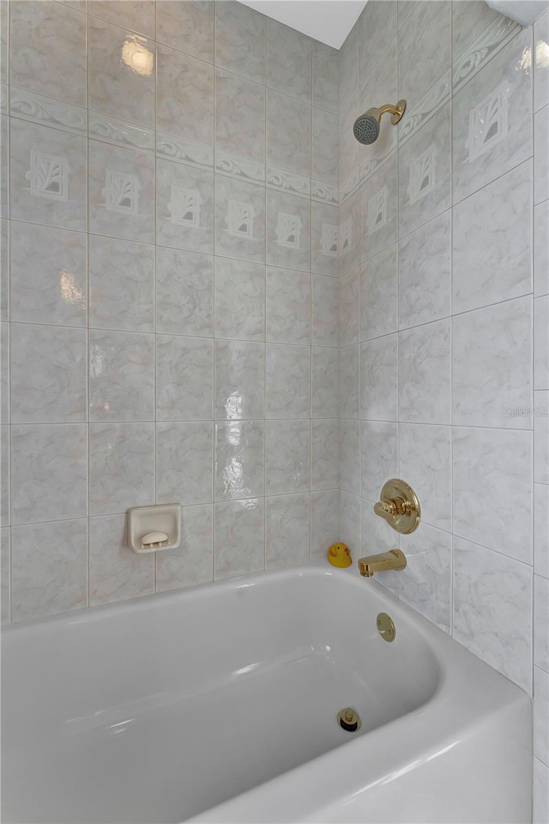 416 81ST ST W — photo 49