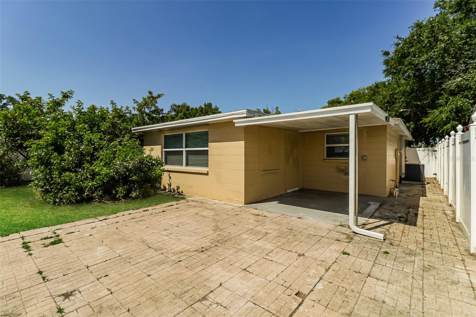 3644 PANOLA DR — photo 20