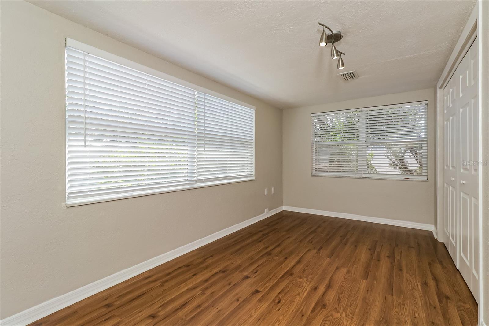 3644 PANOLA DR — photo 17