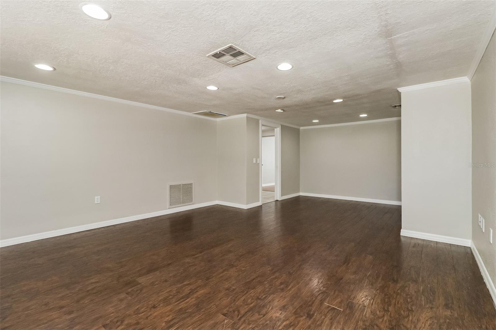 3644 PANOLA DR — photo 4