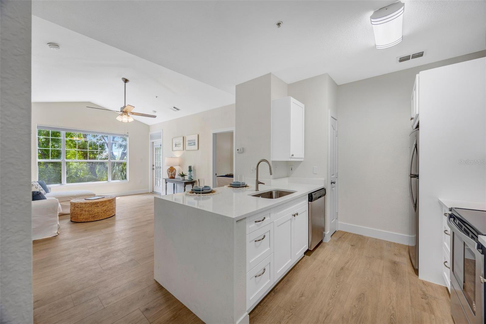 5000 CULBREATH KEY WAY #1-306 — photo 6