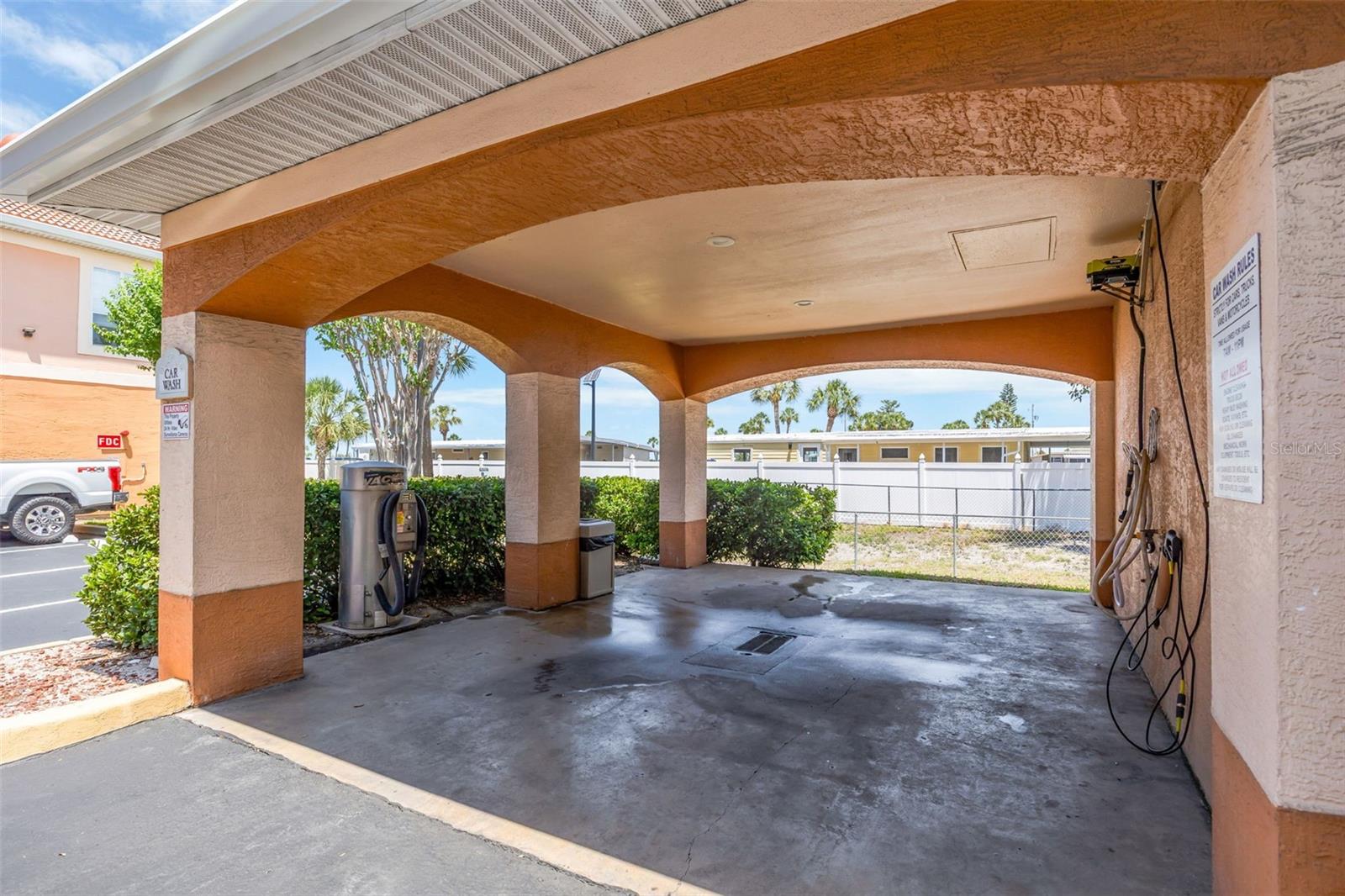 5000 CULBREATH KEY WAY #1-306 — photo 46