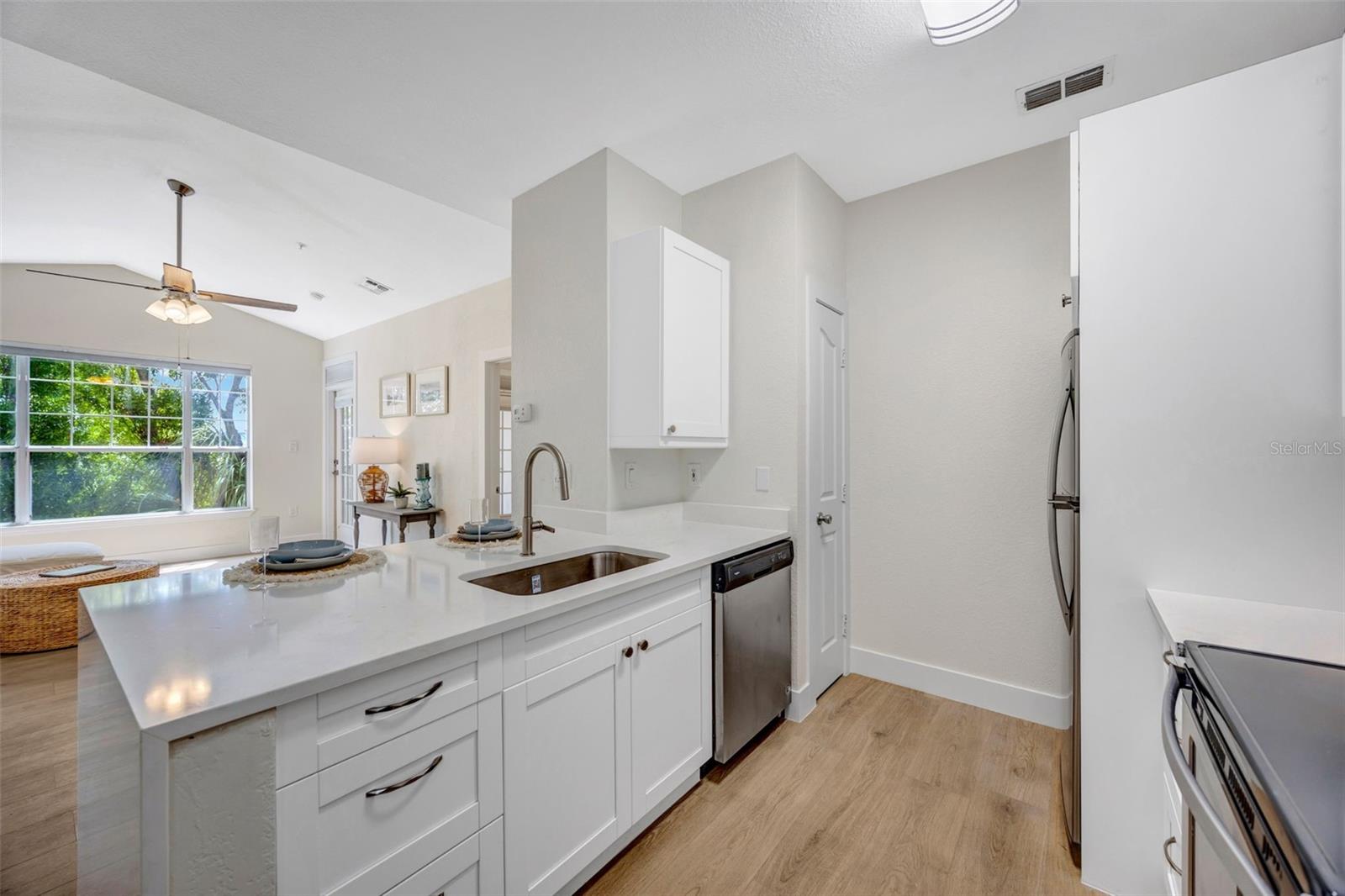 5000 CULBREATH KEY WAY #1-306 — photo 8