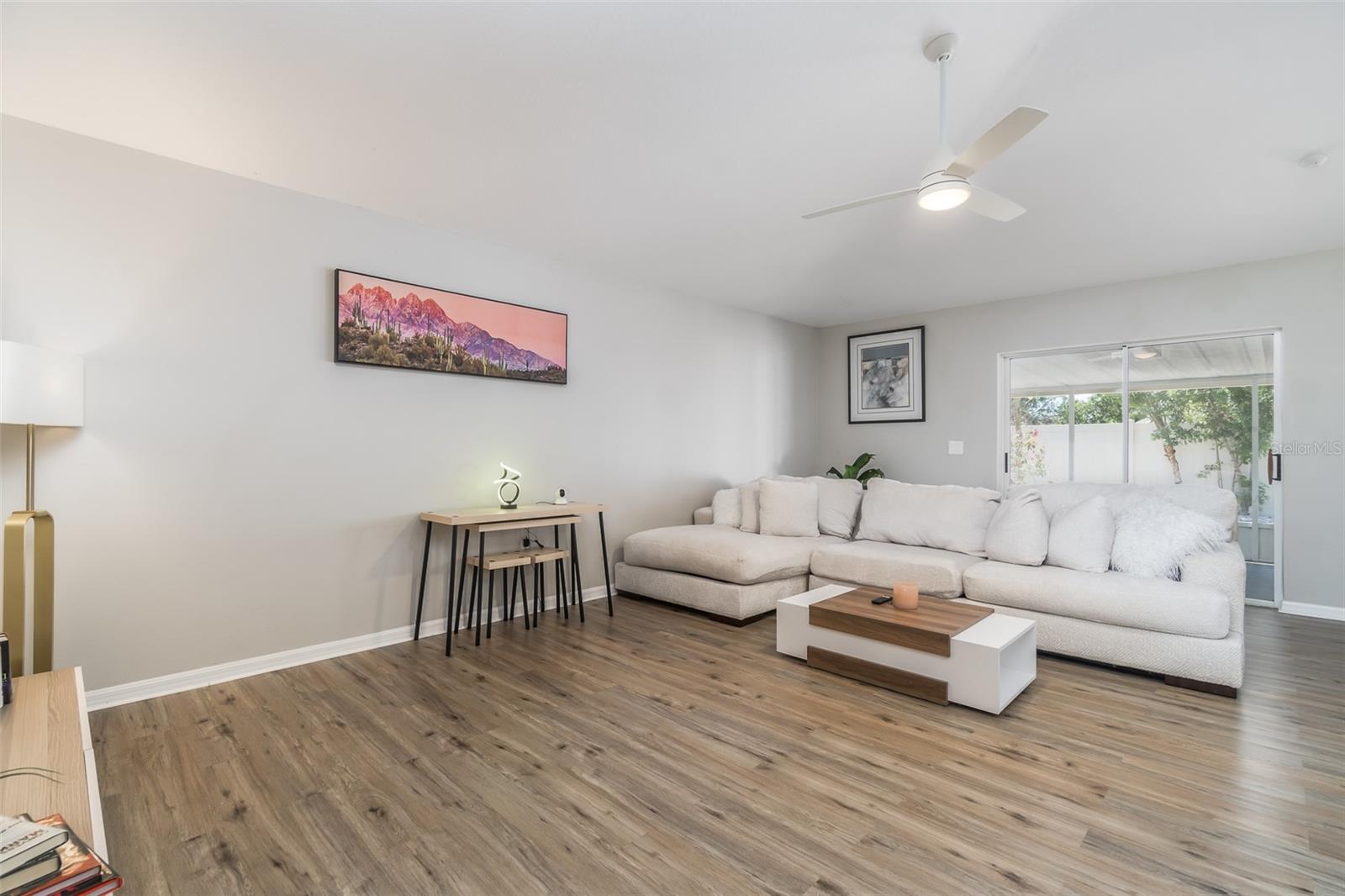 1707 BONDURANT WAY — photo 9