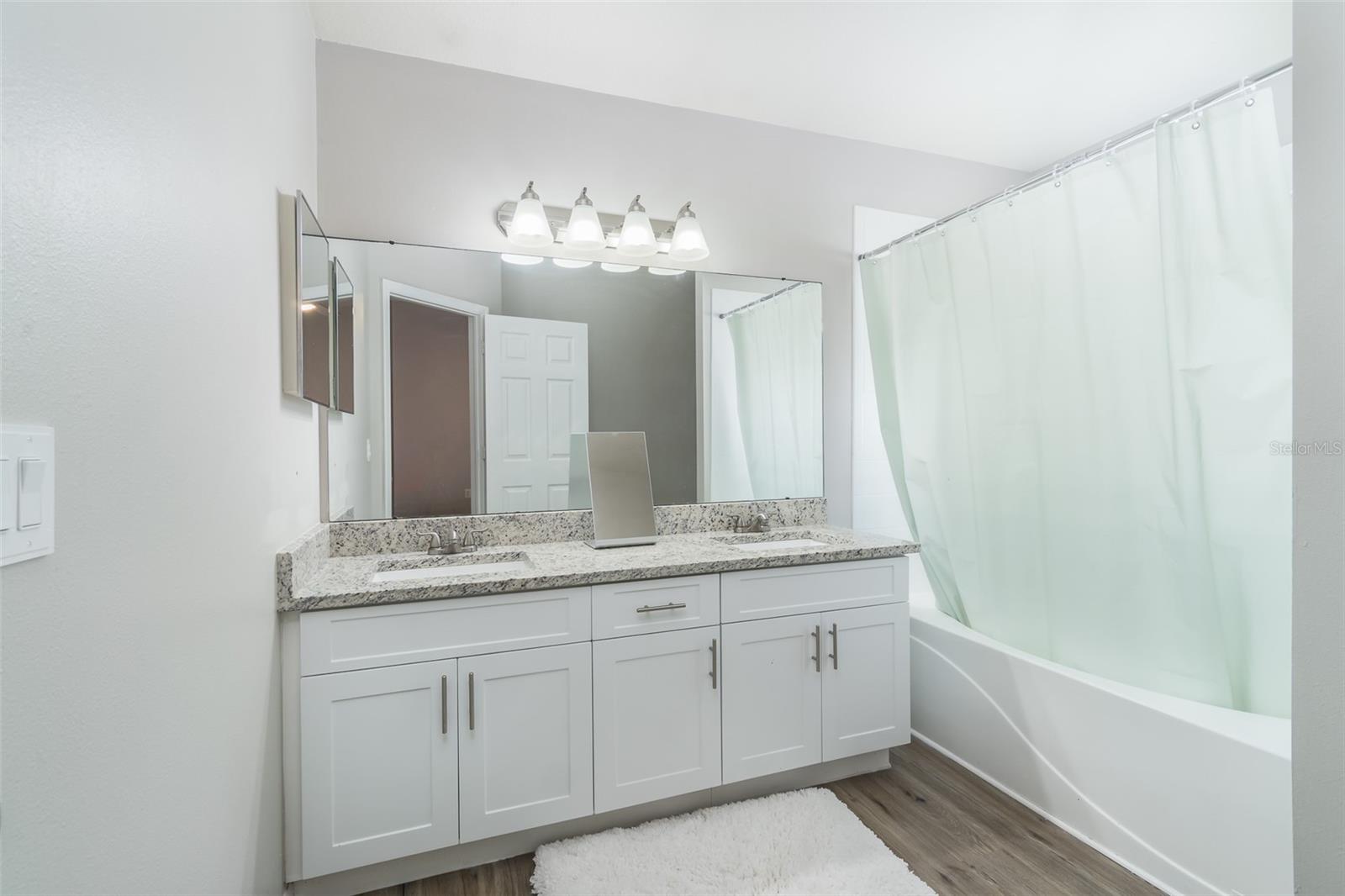 1707 BONDURANT WAY — photo 18
