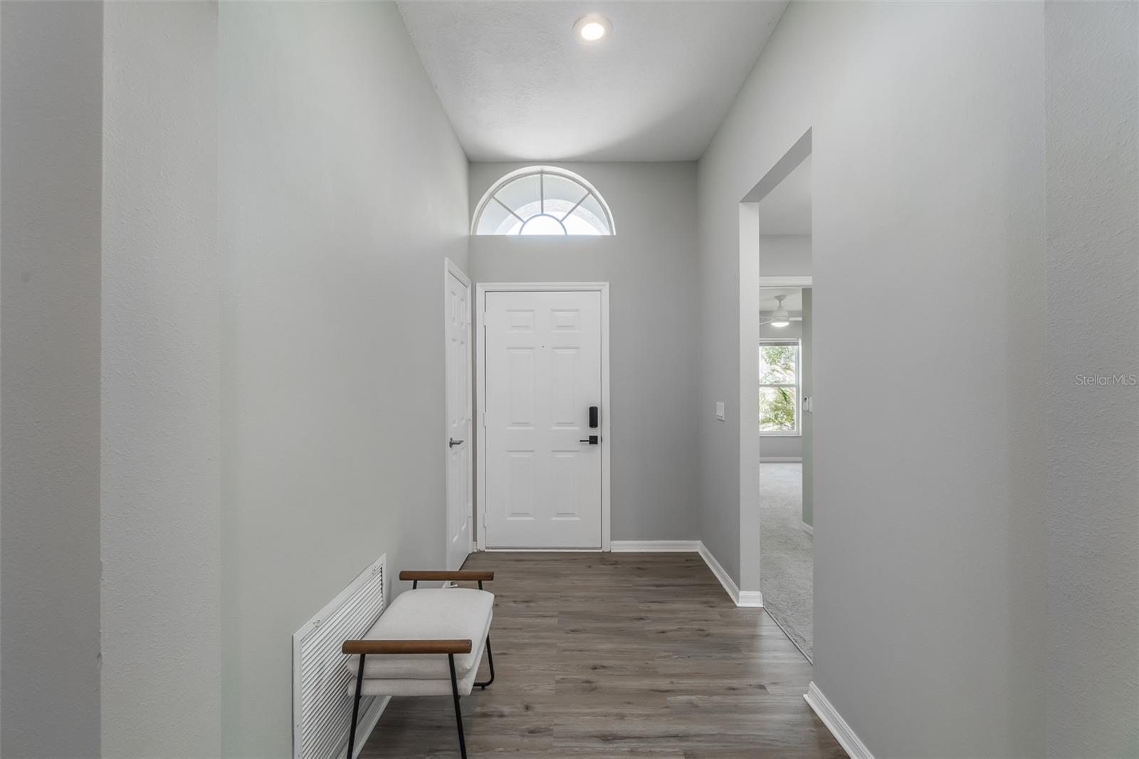 1707 BONDURANT WAY — photo 3