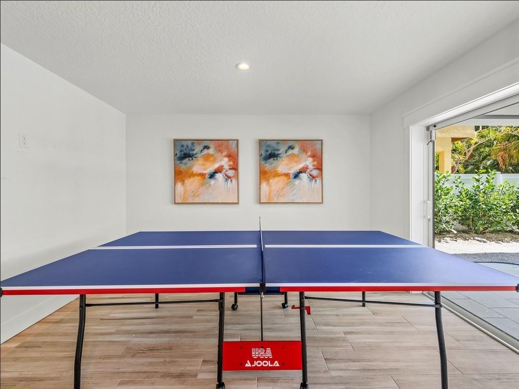 204 COOLIDGE DR — photo 57