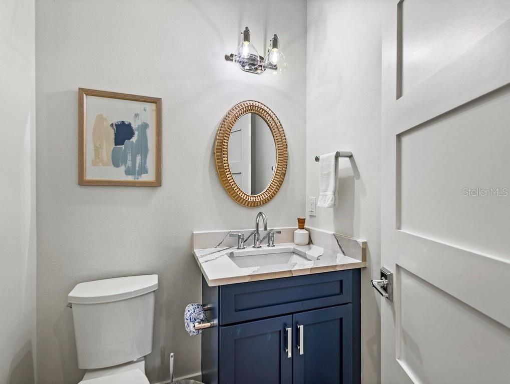 204 COOLIDGE DR — photo 45