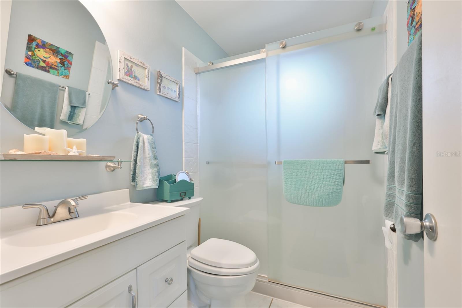 700 RUTGERS PL — photo 17
