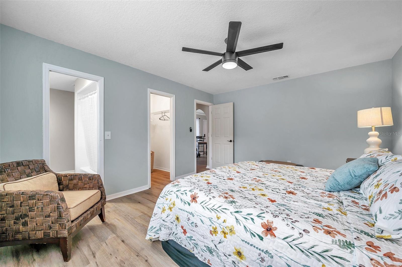 717 CAROLINA AVE — photo 41