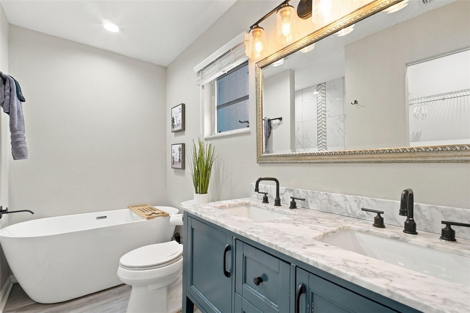 717 CAROLINA AVE — photo 32