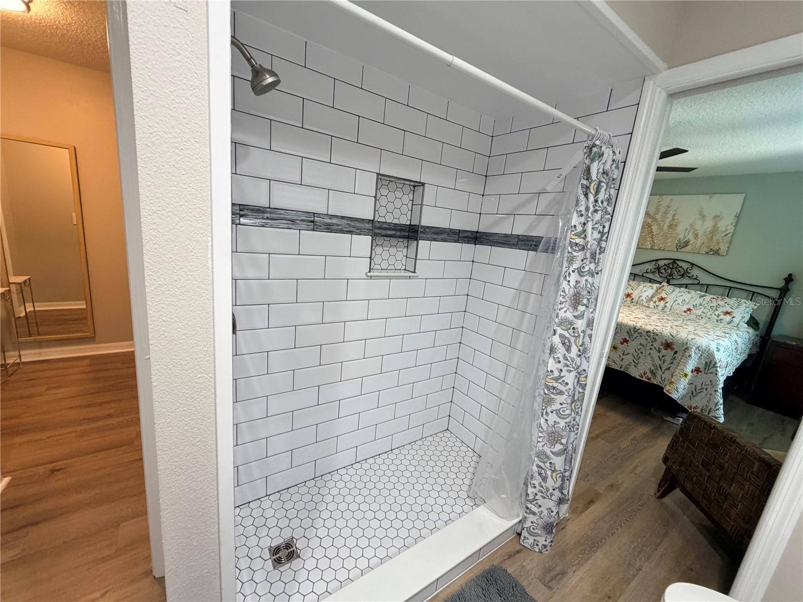 717 CAROLINA AVE — photo 43