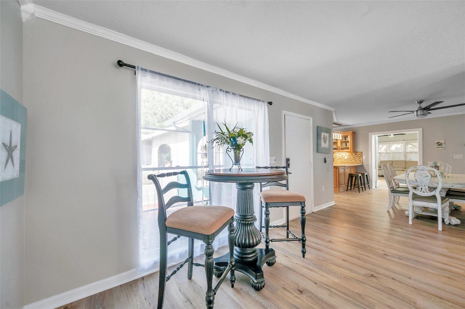 717 CAROLINA AVE — photo 11