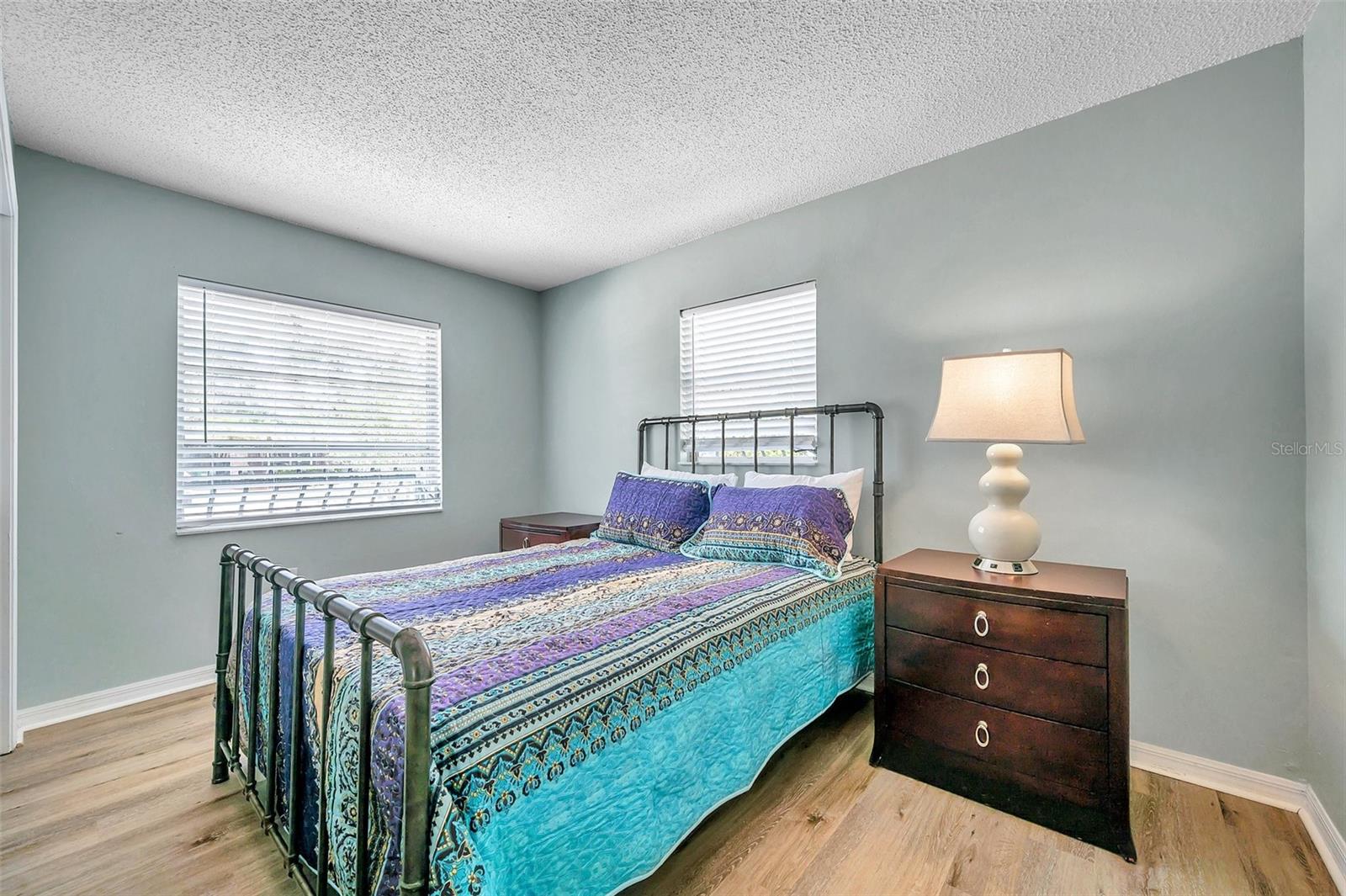 717 CAROLINA AVE — photo 35