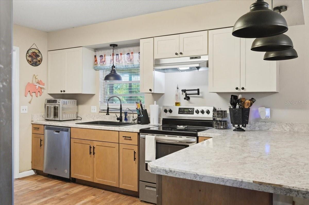 303 KARPPE RD — photo 14