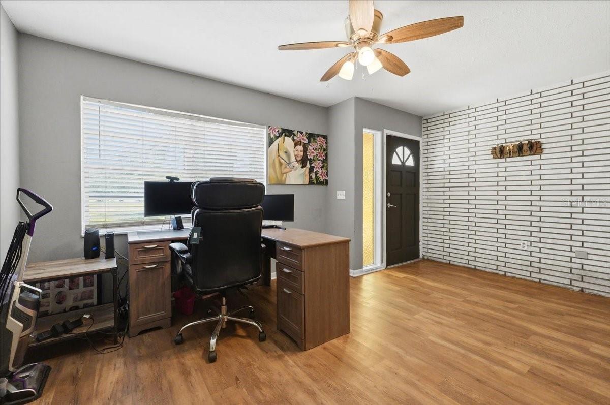 303 KARPPE RD — photo 20