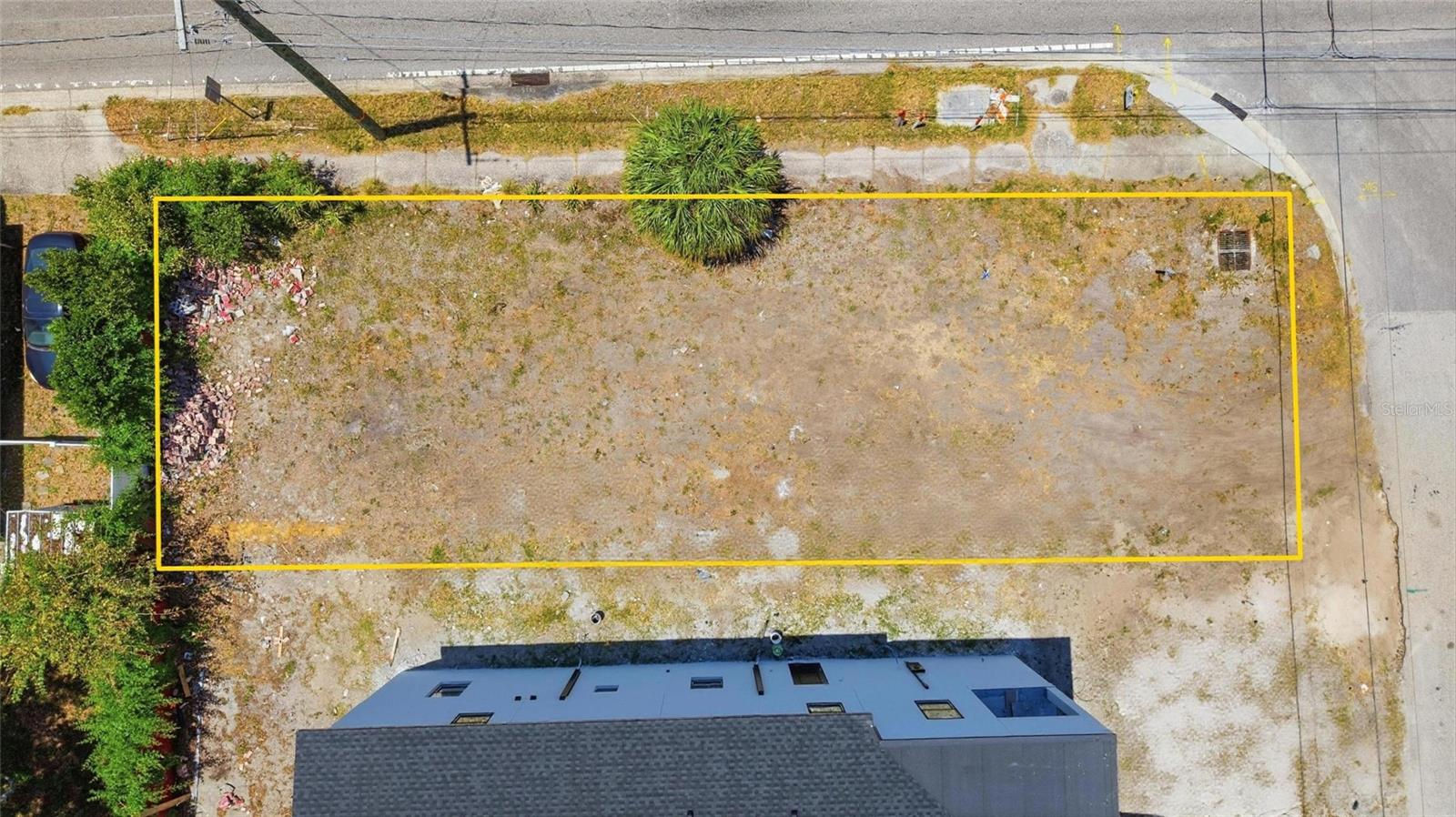4124 W NASSAU ST — photo 2